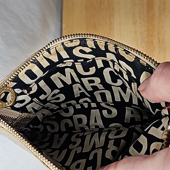 Marc Jacob's Crossbody Bag Gold Metallic Gold Hardware - Picture 10 of 13